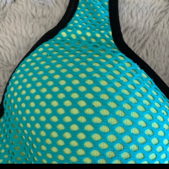 Victoria Secret Sports Bra - Picture 3 of 6